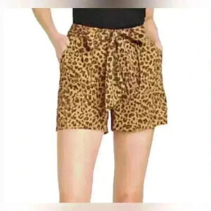 A NEW DAY BROWN LEOPARD PRINT AND POCKETS HIGH RISE SHORTS SMALL